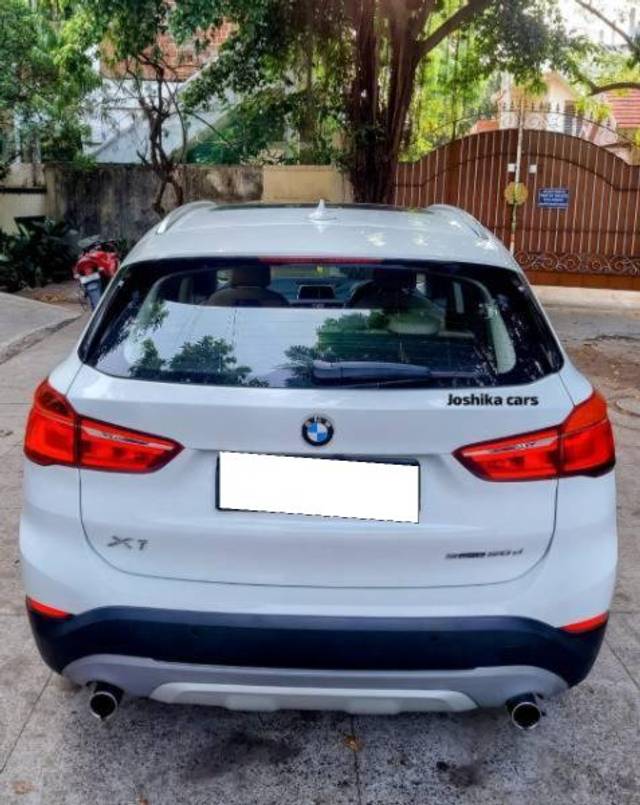 https://images10.gaadi.com/usedcar_image/4526847/original/processed_fa014049-3c02-4a8d-863a-80a6df4e9b63.jpg?imwidth=6401