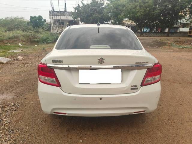 https://images10.gaadi.com/usedcar_image/4526871/original/processed_a228cf40-67f9-4e16-94c0-fcc86aedd96d.jpg?imwidth=6402