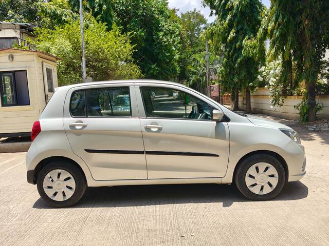 https://images10.gaadi.com/usedcar_image/4526984/original/fd3d80f4eb9c4a5b1f9f081034d48635.jpg?imwidth=6401