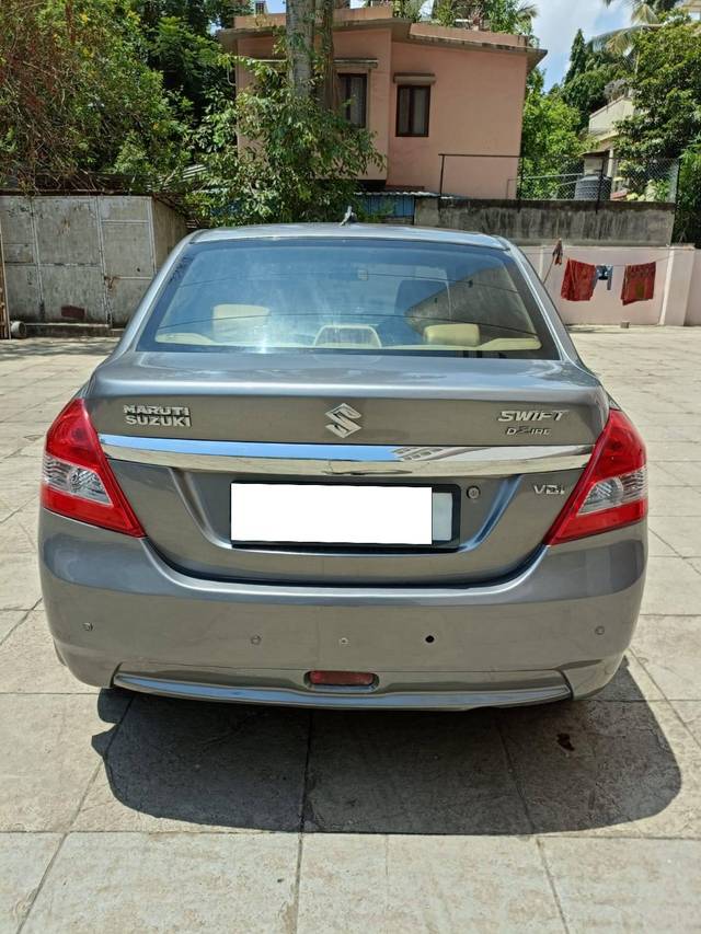 https://images10.gaadi.com/usedcar_image/4526985/original/processed_6a5dd22c732156a81761d577995884f7.jpg?imwidth=6402