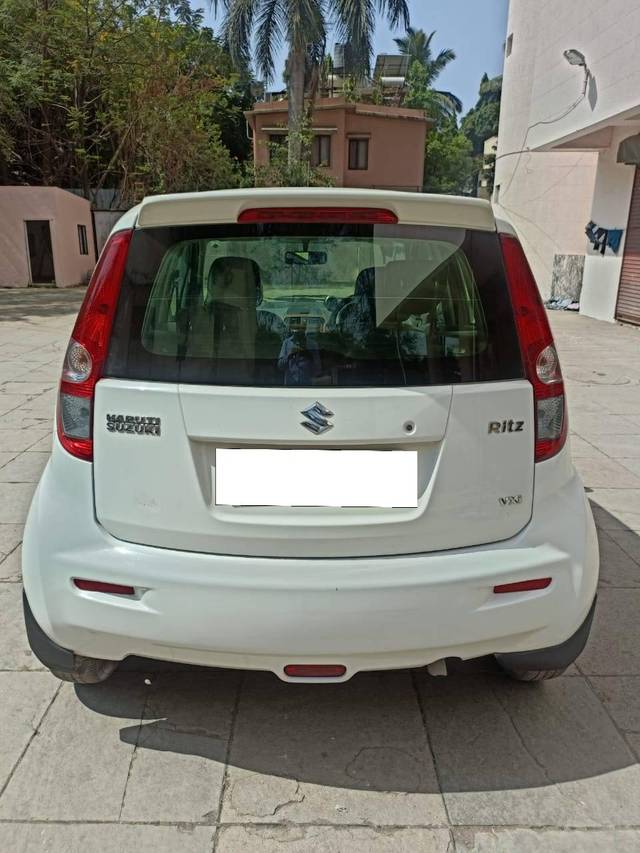 https://images10.gaadi.com/usedcar_image/4526991/original/processed_3e8c07368cb67fae6db3c8ec8479f661.jpg?imwidth=6402