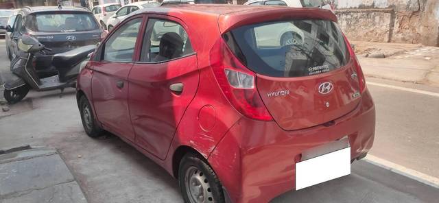 https://images10.gaadi.com/usedcar_image/4527011/original/processed_ffc60477-9f0c-43f8-baa4-18293cefa5bb.jpg?imwidth=6402
