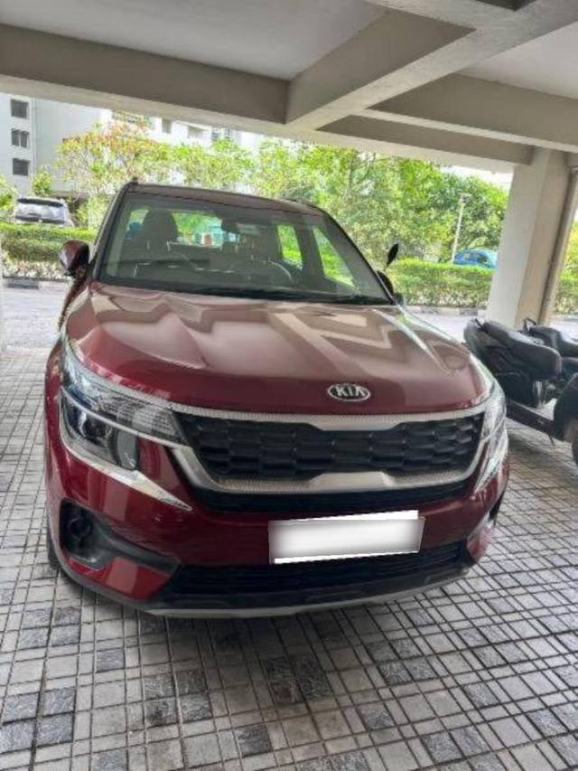 https://images10.gaadi.com/usedcar_image/4527026/original/processed_processed_processed_4b1241d3-78a4-460f-8717-3596a119e1bd.jpeg?imwidth=6400
