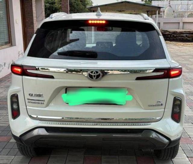https://images10.gaadi.com/usedcar_image/4527034/original/processed_d979eac2-07fc-42cb-bf92-371b4aaba672.jpeg?imwidth=6402