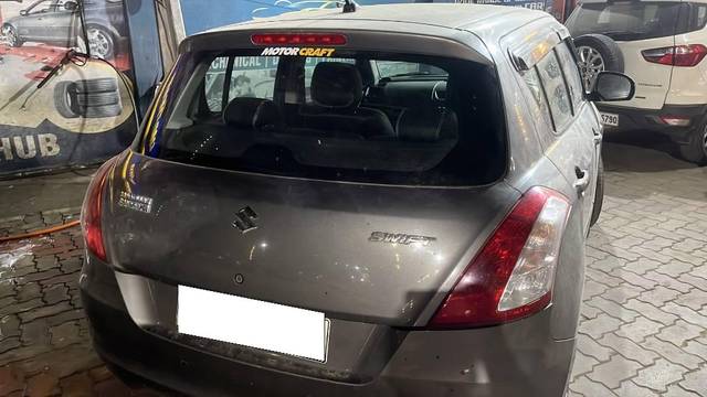 https://images10.gaadi.com/usedcar_image/4527035/original/processed_5a6f55ef-1050-4d5d-883e-5e99f2533f48.jpeg?imwidth=6401