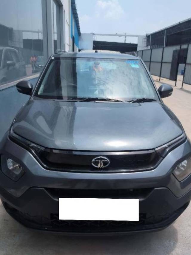 https://images10.gaadi.com/usedcar_image/4527036/original/processed_b673c04f-60cf-4b41-aa51-3c510ef416bb.jpg?imwidth=6400