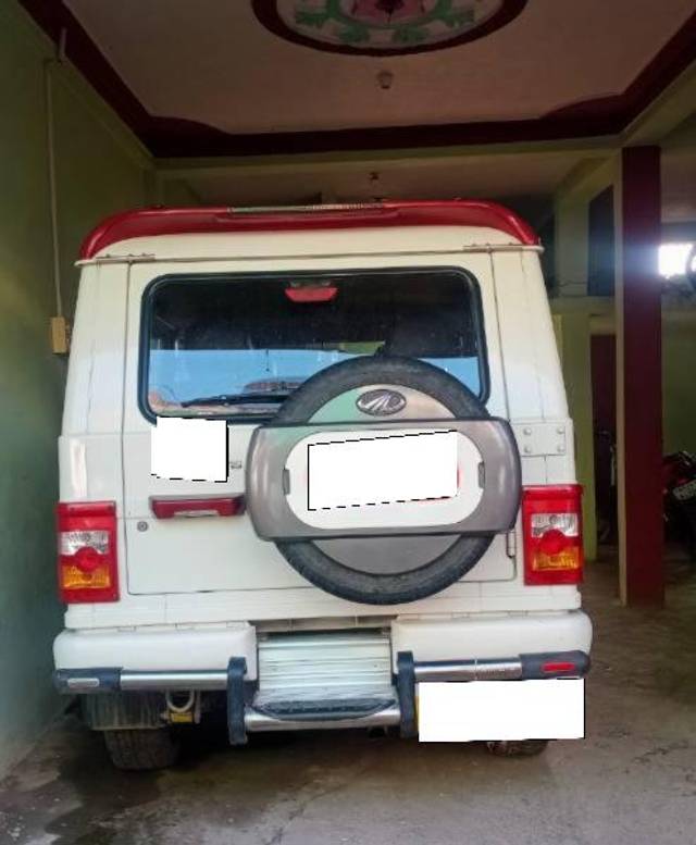 https://images10.gaadi.com/usedcar_image/4527039/original/processed_042bf8ea-78ec-482b-b9d9-317c54eb2ee6.jpg?imwidth=6401