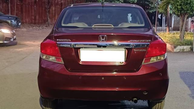 https://images10.gaadi.com/usedcar_image/4527043/original/processed_0c34ec58f620d5a02ae5646a94e8fd56.jpg?imwidth=6402