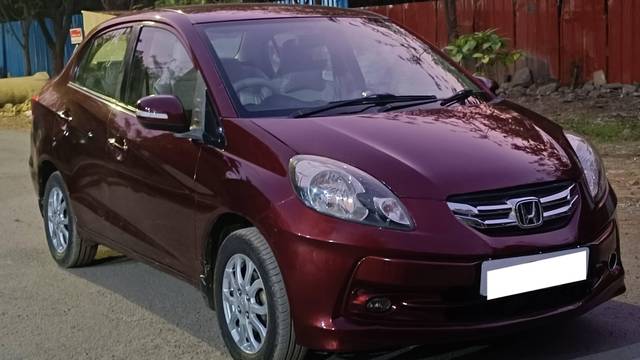 https://images10.gaadi.com/usedcar_image/4527043/original/processed_792c7c46285f68948feefb174d05df3e.jpg?imwidth=6400