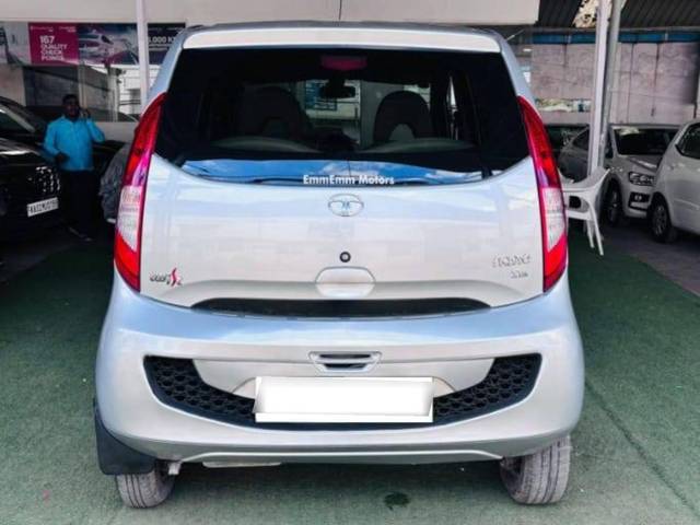 https://images10.gaadi.com/usedcar_image/4527052/original/processed_b66245b5094350628119bbc05f2515bd.jpg?imwidth=6401