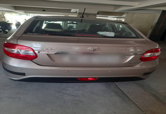 https://images10.gaadi.com/usedcar_image/4527064/original/5a3a62f5-3006-4a1a-bb3e-5563d0edaf18.?imwidth=6401