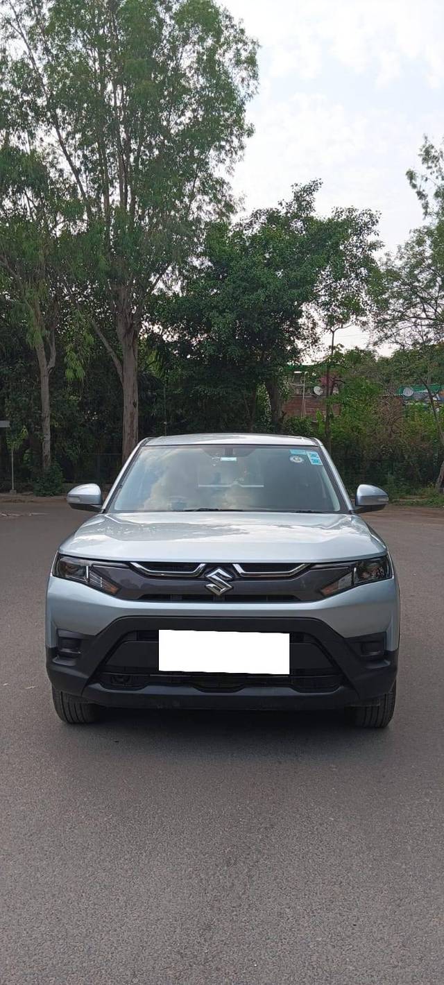 https://images10.gaadi.com/usedcar_image/4527075/original/processed_473fb921c59fb1da4ac0fefcd6a8c0b9.jpeg?imwidth=6402
