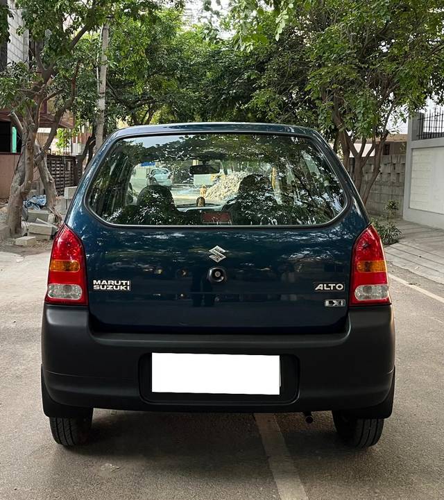 https://images10.gaadi.com/usedcar_image/4527083/original/processed_a3e85f8ff8f72b683516d1a8ba55b663.jpg?imwidth=6402