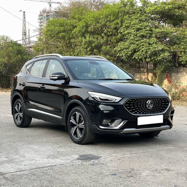 https://images10.gaadi.com/usedcar_image/4527087/original/processed_e85d7790c5a2a8462451cfc366074b8f.jpg?imwidth=6400