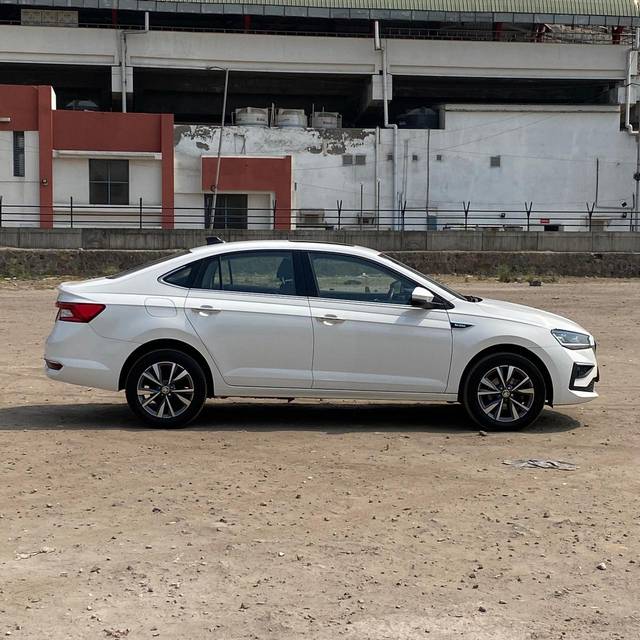 https://images10.gaadi.com/usedcar_image/4527096/original/72a8dcdce7c5f5d981d2b046a633772b.jpg?imwidth=6401