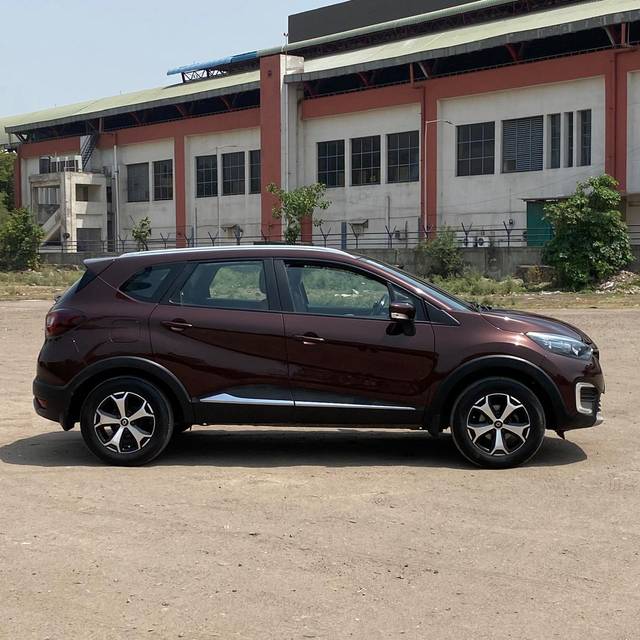 https://images10.gaadi.com/usedcar_image/4527106/original/c574d534e5a71d25fc9e4bf9dd1e4043.jpg?imwidth=6401