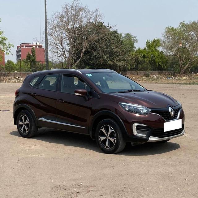https://images10.gaadi.com/usedcar_image/4527106/original/processed_652f0a27fb4876b36d8dcc4da7ff3764.jpg?imwidth=6400