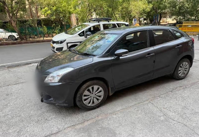 https://images10.gaadi.com/usedcar_image/4527107/original/78cd4d6e-be06-454d-be09-a448b61c935d.?imwidth=6400