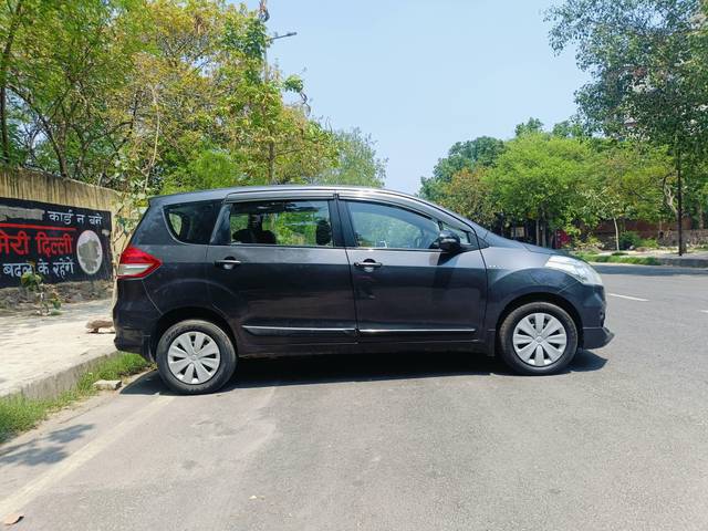 https://images10.gaadi.com/usedcar_image/4527113/original/processed_9f8ad11e377836650b41d62a37dcc890.jpg?imwidth=6401