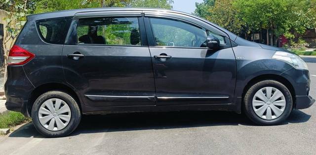 https://images10.gaadi.com/usedcar_image/4527114/original/processed_01976ca7e3b0e903336153b9cbbb7f3c.jpg?imwidth=6401