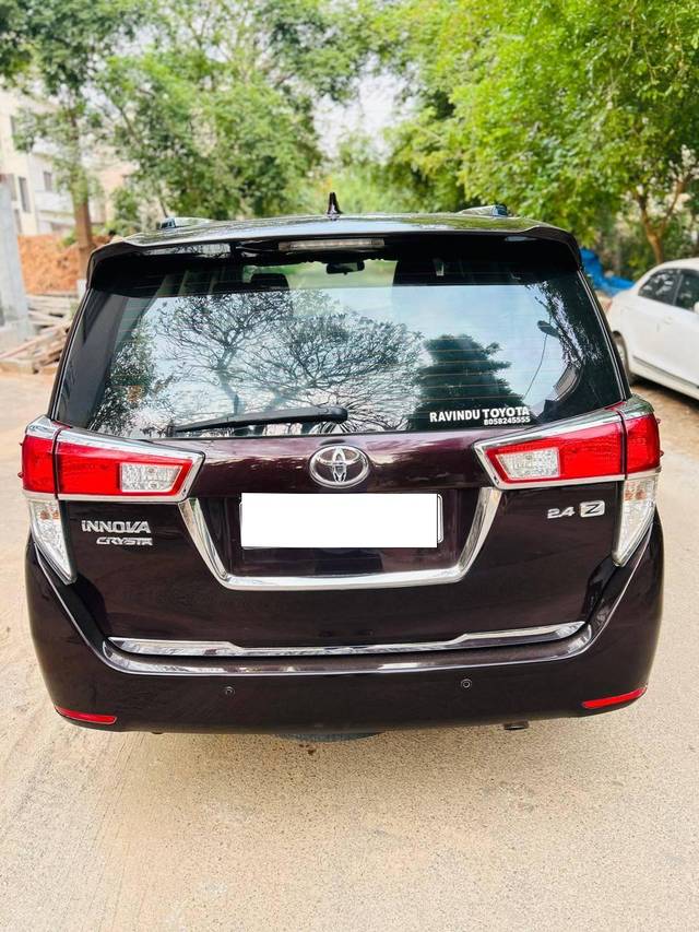https://images10.gaadi.com/usedcar_image/4527127/original/processed_f3f5fea0831449a13443eb4924c981d3.jpg?imwidth=6401