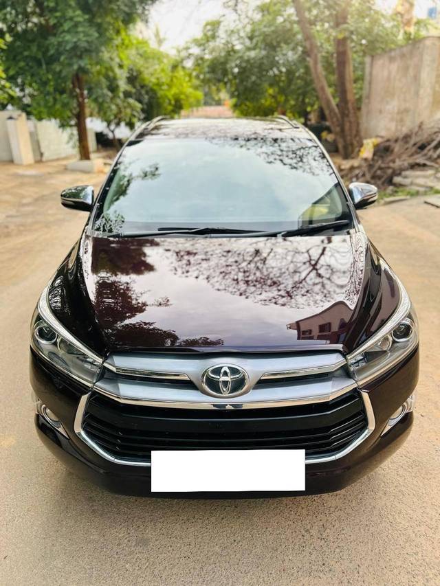 https://images10.gaadi.com/usedcar_image/4527127/original/processed_f51c5c5a6b858edc948891e91717242c.jpg?imwidth=6402