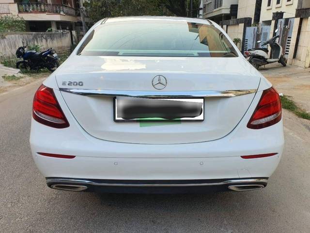 https://images10.gaadi.com/usedcar_image/4527165/original/processed_853cf1651c547f45bb41f4eb08d69dbe.jpg?imwidth=6401