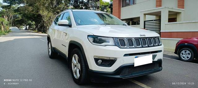 https://images10.gaadi.com/usedcar_image/4527173/original/processed_c8a78840a54109d18ea9d60be339eb55.jpg?imwidth=6400