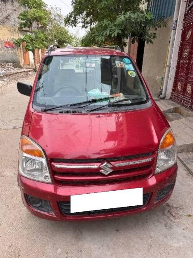 https://images10.gaadi.com/usedcar_image/4527179/original/processed_f8b82278-2637-4e74-838f-e33a86303339.jpeg?imwidth=6400