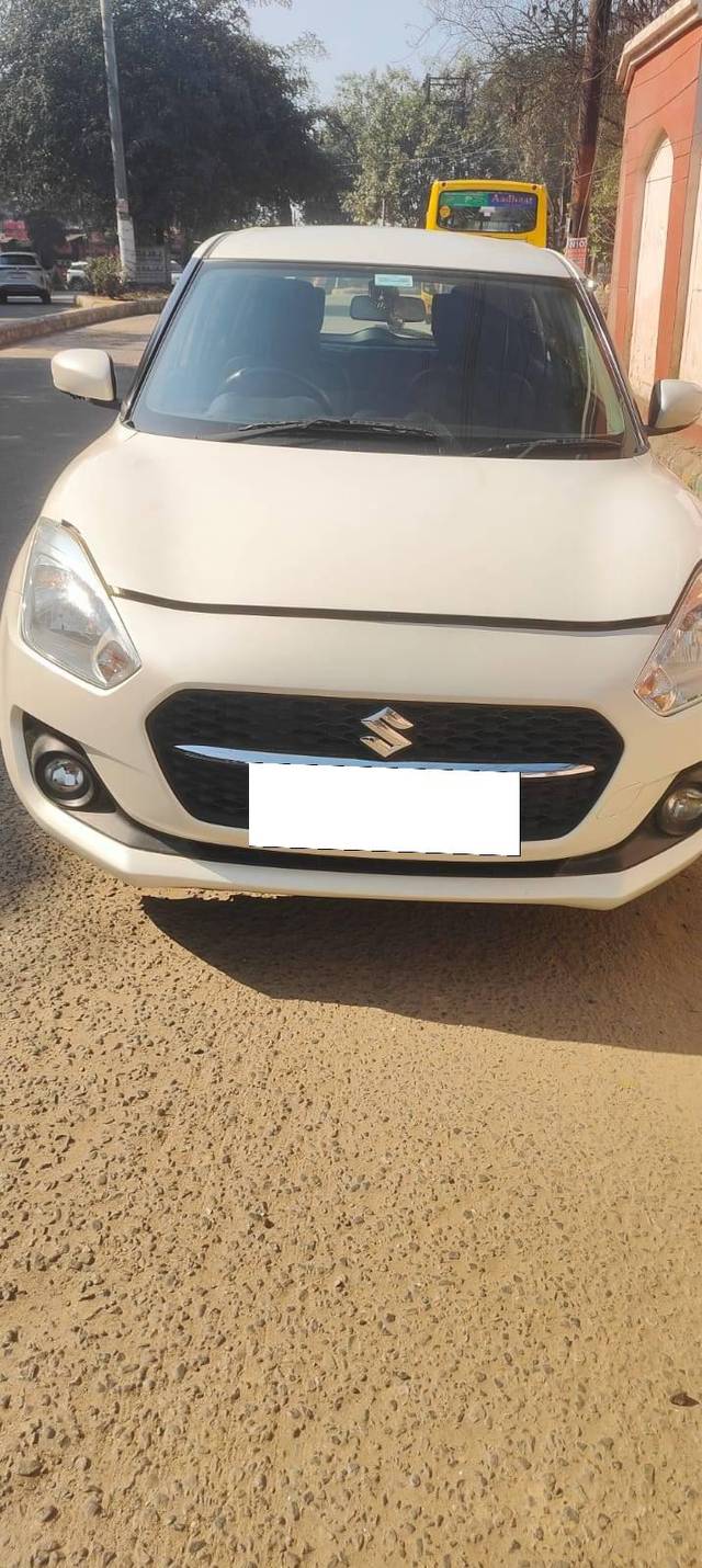 https://images10.gaadi.com/usedcar_image/4527206/original/processed_1c47f1571b7a3b3adedc7957abc79cfd.jpg?imwidth=6400