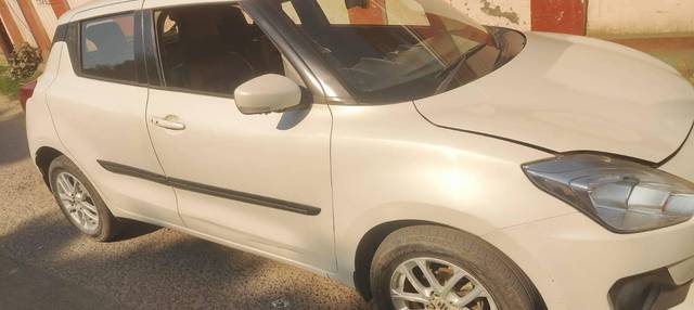 https://images10.gaadi.com/usedcar_image/4527206/original/processed_b8dd96f6282f01adb0f85e7a8f90d6a3.jpg?imwidth=6401