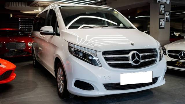 https://images10.gaadi.com/usedcar_image/4527210/original/processed_2634476a6c53a7cb9f4274312daa4466.jpg?imwidth=6400