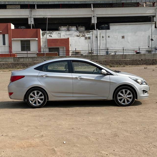 https://images10.gaadi.com/usedcar_image/4527223/original/30931005400feed8bba795d2a8eeb8a4.jpg?imwidth=6401