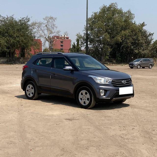 https://images10.gaadi.com/usedcar_image/4527265/original/processed_89f1bf791aa320951944d8a7829dbdd8.jpg?imwidth=6400