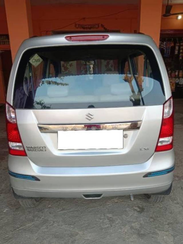 https://images10.gaadi.com/usedcar_image/4527274/original/processed_6887bee1-f1b2-4cc3-8555-9cd8f82392aa.jpg?imwidth=6401