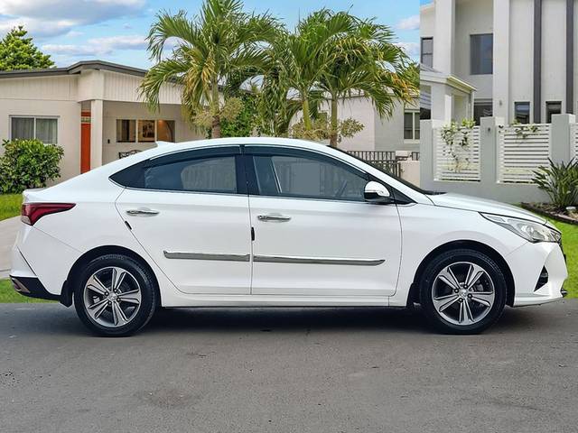 https://images10.gaadi.com/usedcar_image/4527275/original/55935768a9368921740a98d06c17f3a3.jpg?imwidth=6401