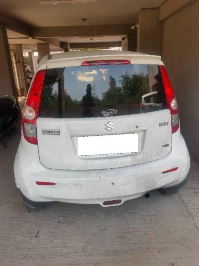 https://images10.gaadi.com/usedcar_image/4527278/original/processed_5b3dbdbf-5e3a-47b7-b349-78960295227d.jpg?imwidth=6401