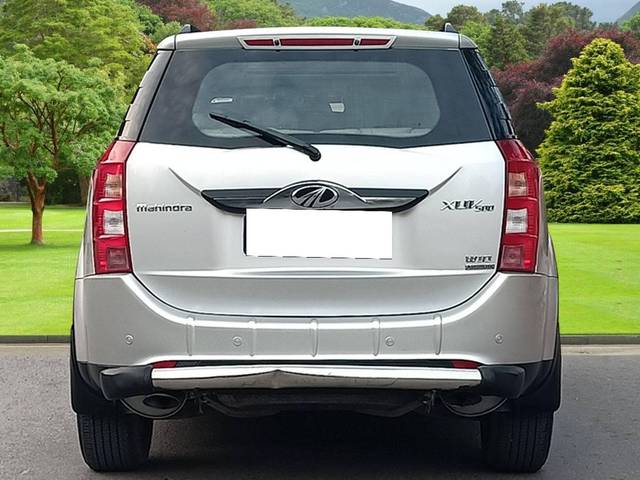 https://images10.gaadi.com/usedcar_image/4527281/original/processed_f263391f646a8773493c33d3ae3edc2c.jpg?imwidth=6402