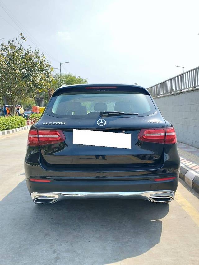 https://images10.gaadi.com/usedcar_image/4527287/original/processed_ace5681fdd09aa4fdf5ce3a9522bd5ad.jpg?imwidth=6402
