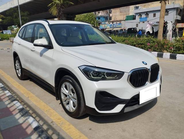 https://images10.gaadi.com/usedcar_image/4527299/original/processed_de12d4b95507d9e8be88164b12fc03a4.jpg?imwidth=6400