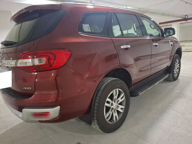 https://images10.gaadi.com/usedcar_image/4527307/original/processed_0a272bbf84e78aaeca4aaeb93e676246.jpg?imwidth=6402