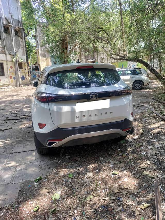 https://images10.gaadi.com/usedcar_image/4527316/original/processed_e18de87fc5d455a55ad177f03cbce02e.jpg?imwidth=6401