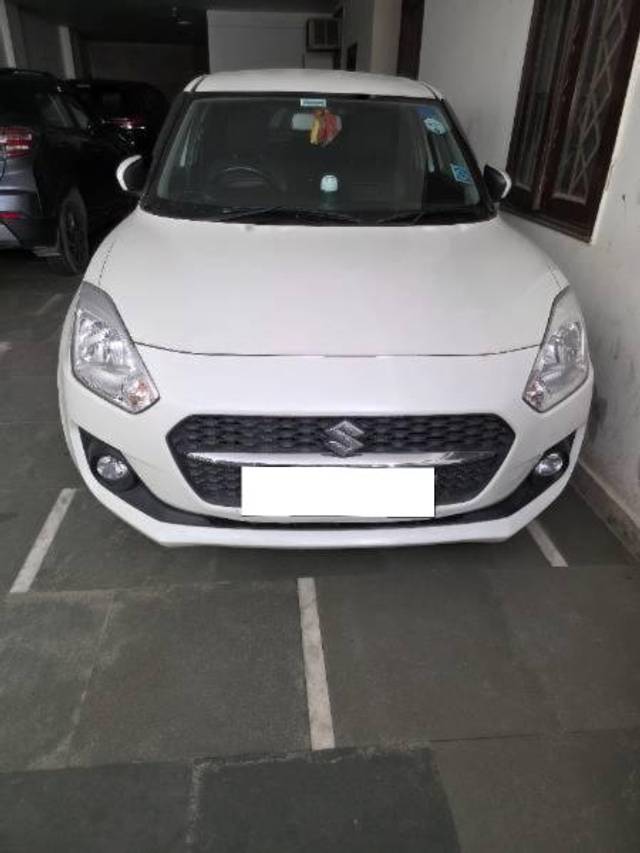 https://images10.gaadi.com/usedcar_image/4527348/original/processed_51ea22fa-2350-4c94-a0f1-b69f74ab4aaf.jpg?imwidth=6402