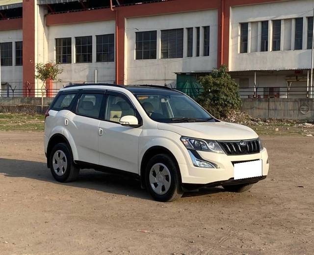 https://images10.gaadi.com/usedcar_image/4527377/original/processed_ed6461298dab2a69e356369ba7e39107.jpg?imwidth=6400