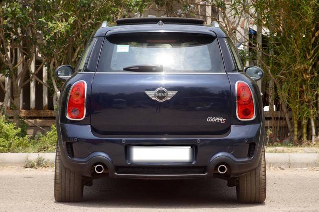 https://images10.gaadi.com/usedcar_image/4527383/original/processed_746384f4b4a0665f824db2df10b9e2e9.jpeg?imwidth=6402