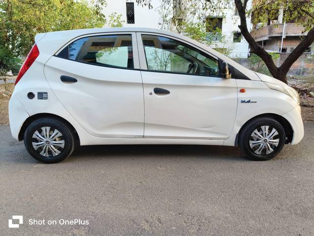 https://images10.gaadi.com/usedcar_image/4527388/original/processed_2d9fd566052d333014d637f51147391a.jpg?imwidth=6401