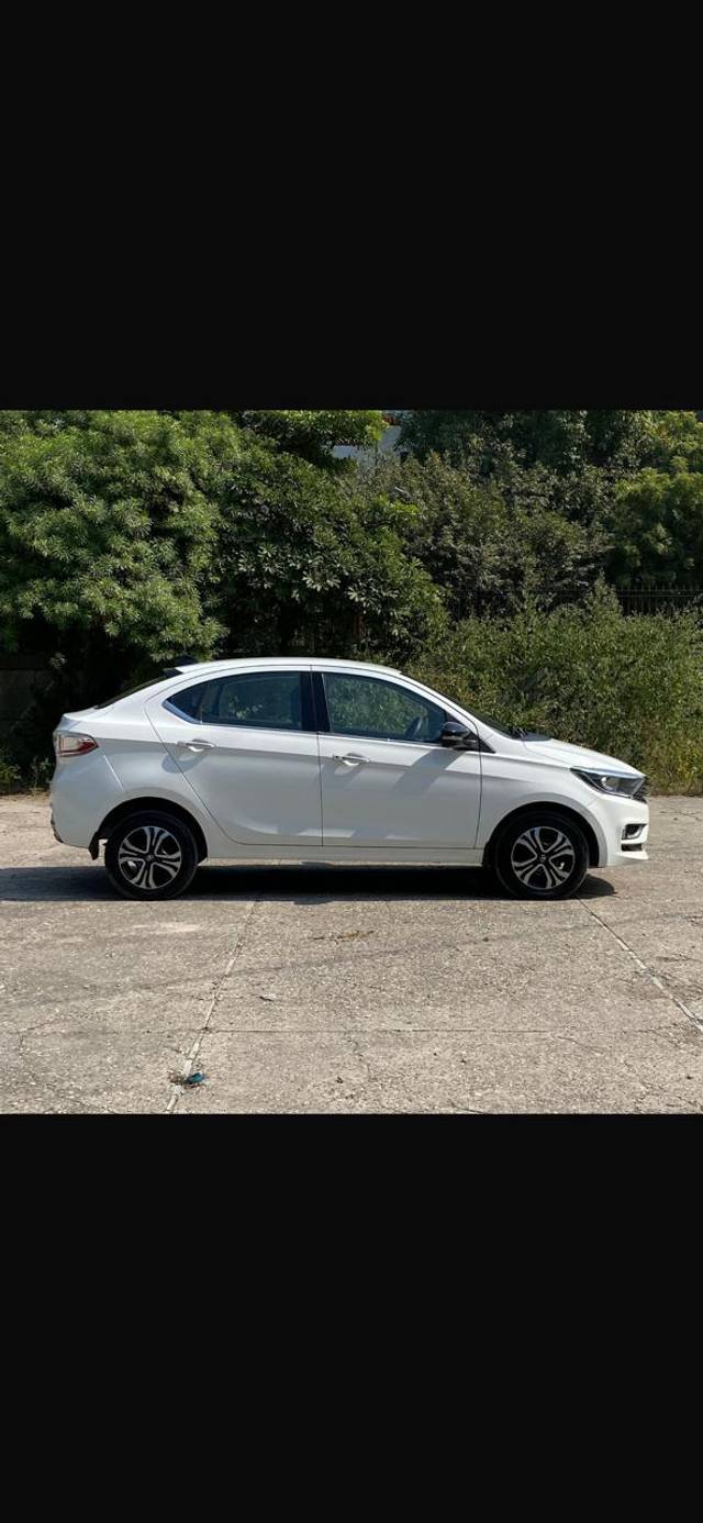 https://images10.gaadi.com/usedcar_image/4527390/original/ff9a0be952ce69bb3328d98ed1eefa7b.jpg?imwidth=6400