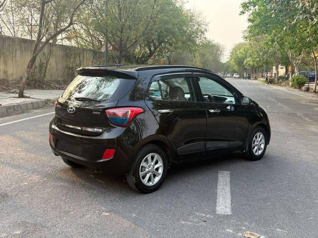 https://images10.gaadi.com/usedcar_image/4527394/original/processed_0c20efd0d18650ccb7703f9e90e7fdca.jpg?imwidth=6402