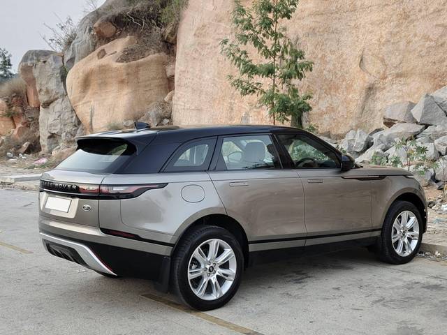 https://images10.gaadi.com/usedcar_image/4527404/original/processed_43b7adbed0b319a92323112f0ad20621.jpg?imwidth=6402