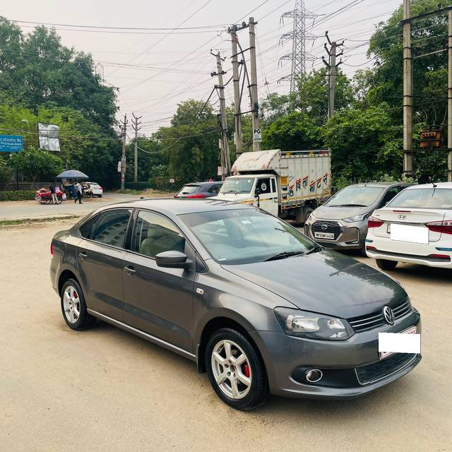 https://images10.gaadi.com/usedcar_image/4527405/original/processed_eee00b05726e42da1b422fa56291cb41.jpg?imwidth=6400